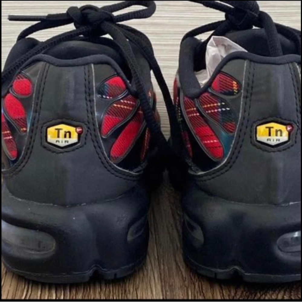 Buffalo plaid Nike - Picture 4 of 8